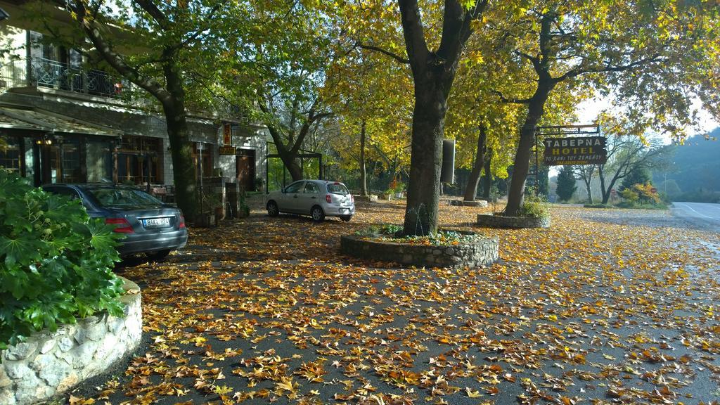 Hani Zemenou Arachova Esterno foto