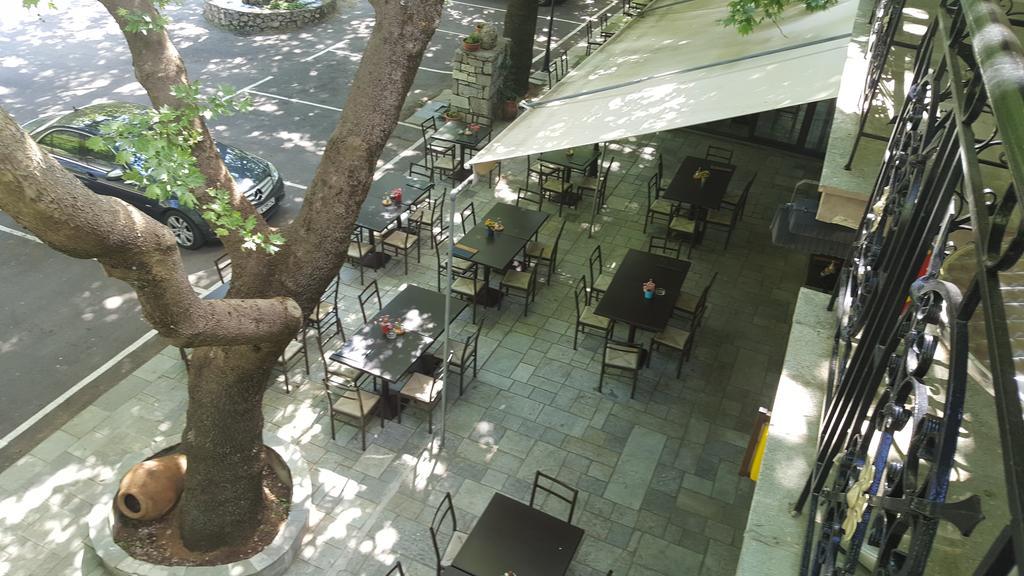 Hani Zemenou Arachova Esterno foto